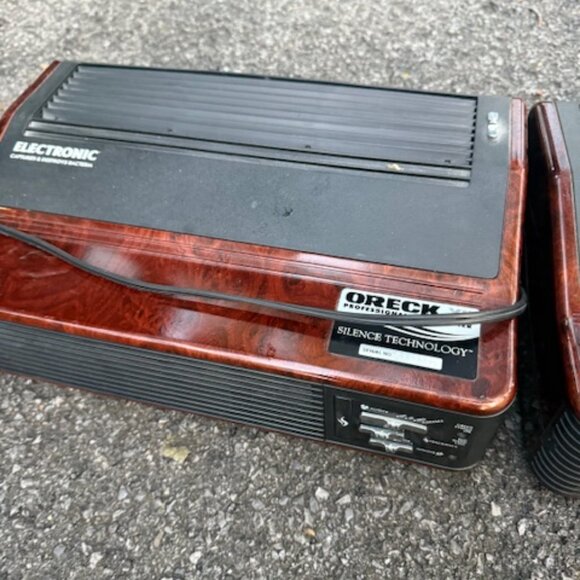 ORECK Air Purifier - Picture 1 of 6